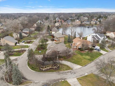 A home in West Bloomfield Twp