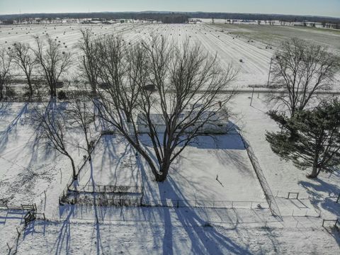 A home in Mottville Twp