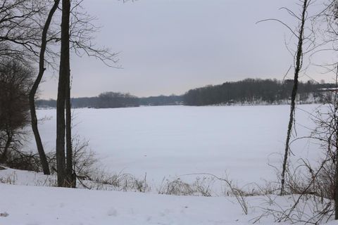 A home in Wayne Twp