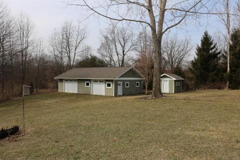 A home in Wayne Twp