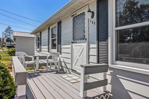 A home in Roscommon Twp