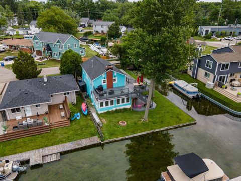 A home in Waterford Twp