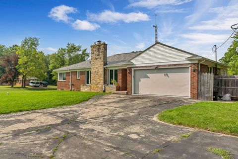 A home in Grand Blanc Twp