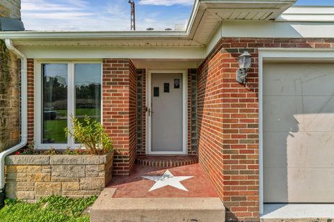 A home in Grand Blanc Twp