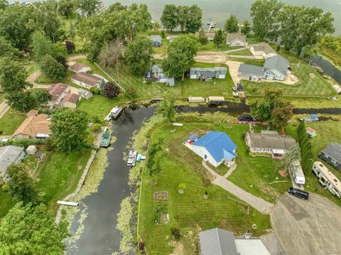 A home in Norvell Twp