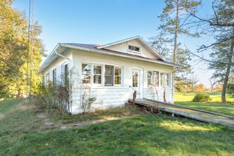 A home in Decatur Twp