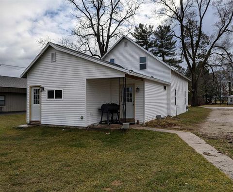 A home in Kalkaska Twp