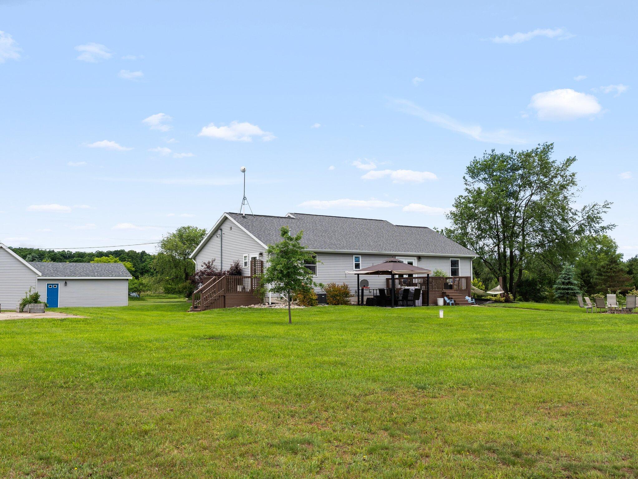 Photo 4 of 73 of 22234 220th Avenue house