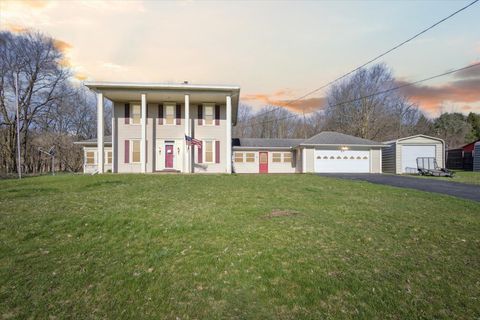 A home in Pennfield Twp