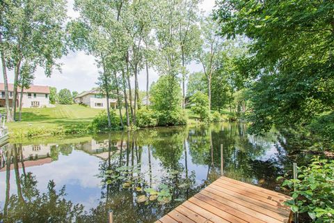 A home in Fenton Twp