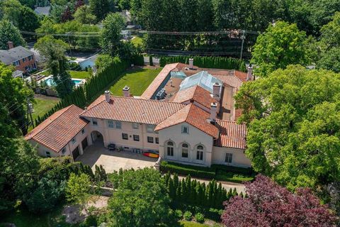 A home in Grosse Pointe Farms