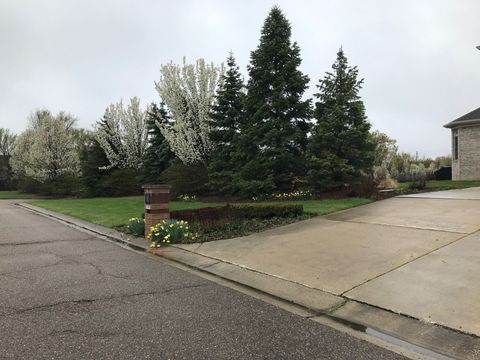 A home in Grand Blanc Twp