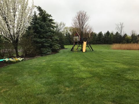 A home in Grand Blanc Twp