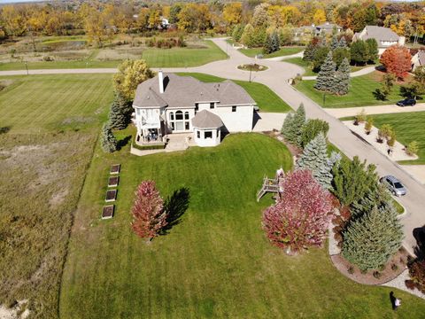 A home in Grand Blanc Twp