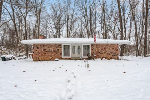 A home in Bloomingdale Twp