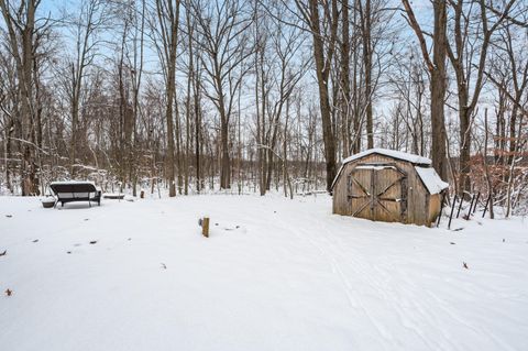 A home in Bloomingdale Twp