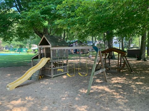 A home in Bloomingdale Twp