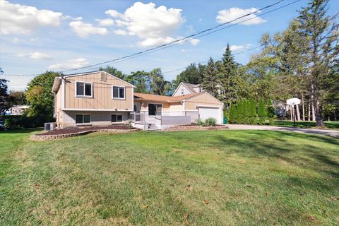 A home in Commerce Twp