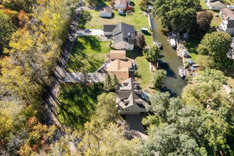 A home in Commerce Twp