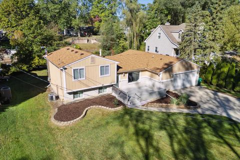 A home in Commerce Twp