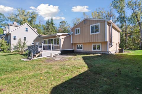 A home in Commerce Twp