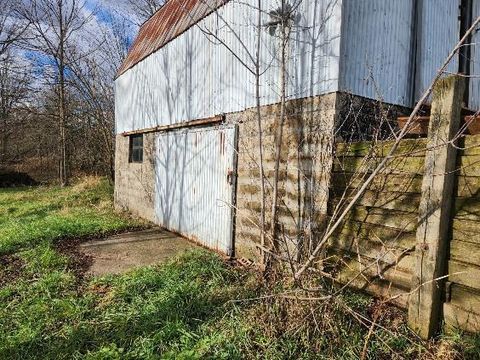 A home in Bloomingdale Twp