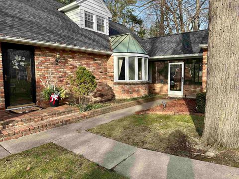 A home in Saginaw Twp