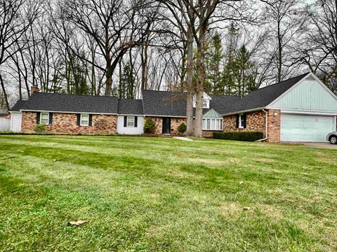 A home in Saginaw Twp