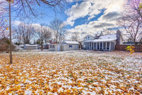 A home in Waterford Twp