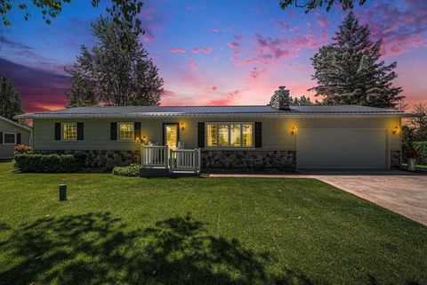 A home in Green Lake Twp