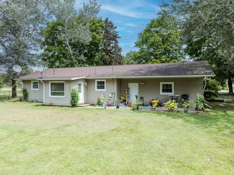 A home in Stockbridge Twp