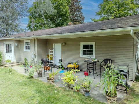 A home in Stockbridge Twp