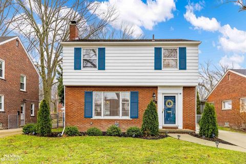 A home in Grosse Pointe Woods