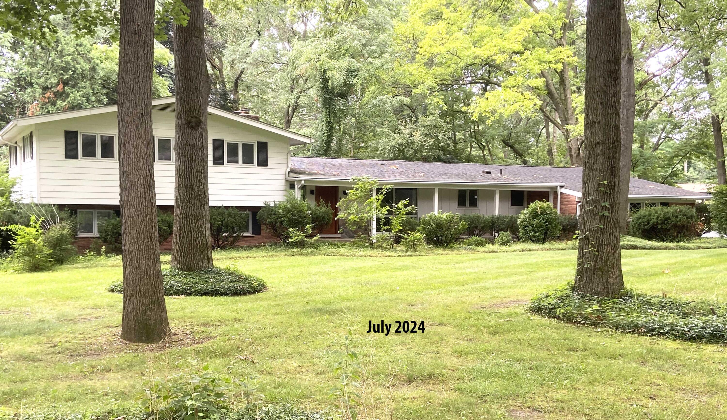 View Bloomfield Twp, MI 48302 house