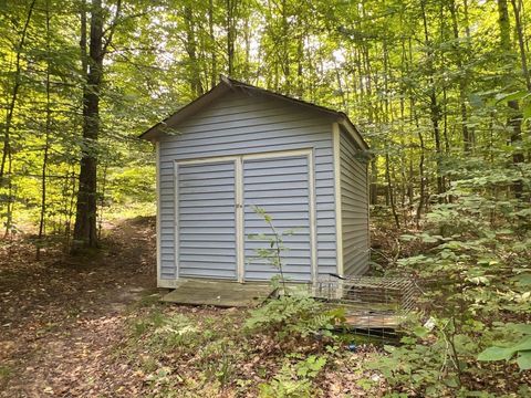 A home in Briley Twp