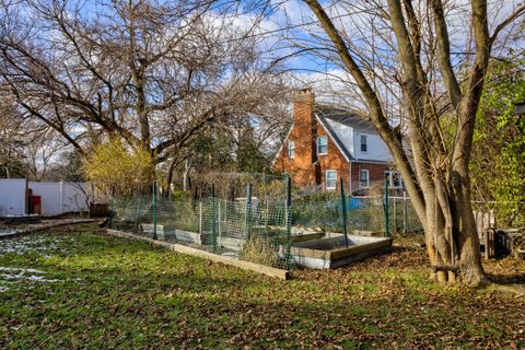 A home in Southfield