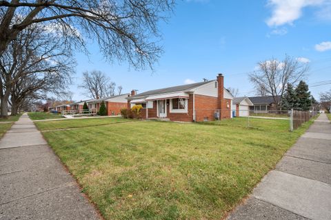 A home in Warren