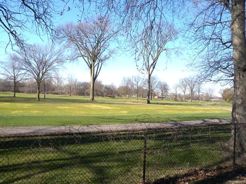 A home in Grosse Pointe Woods