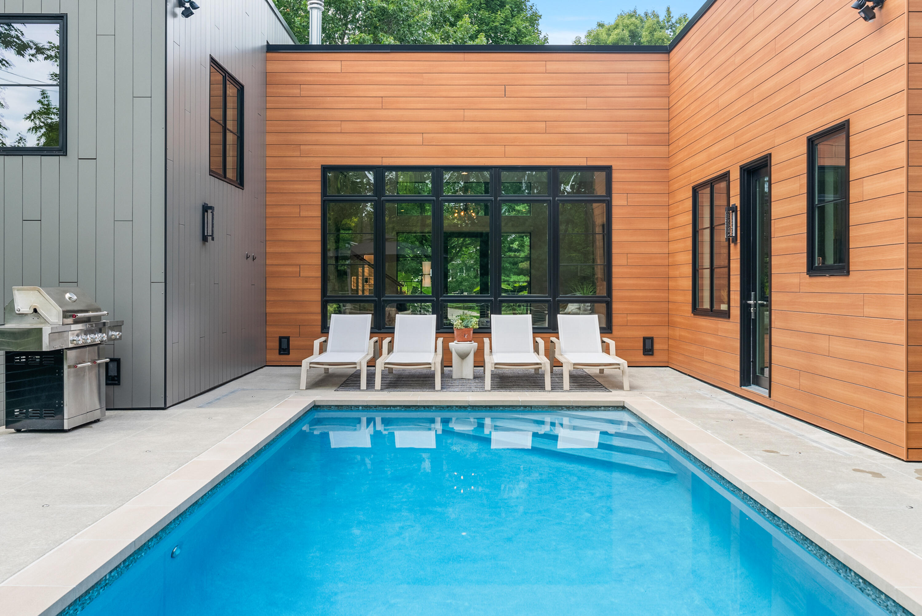 Photo 13 of 68 of 259 N Lakeshore Drive house