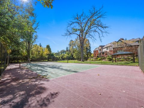 A home in Bloomfield Hills