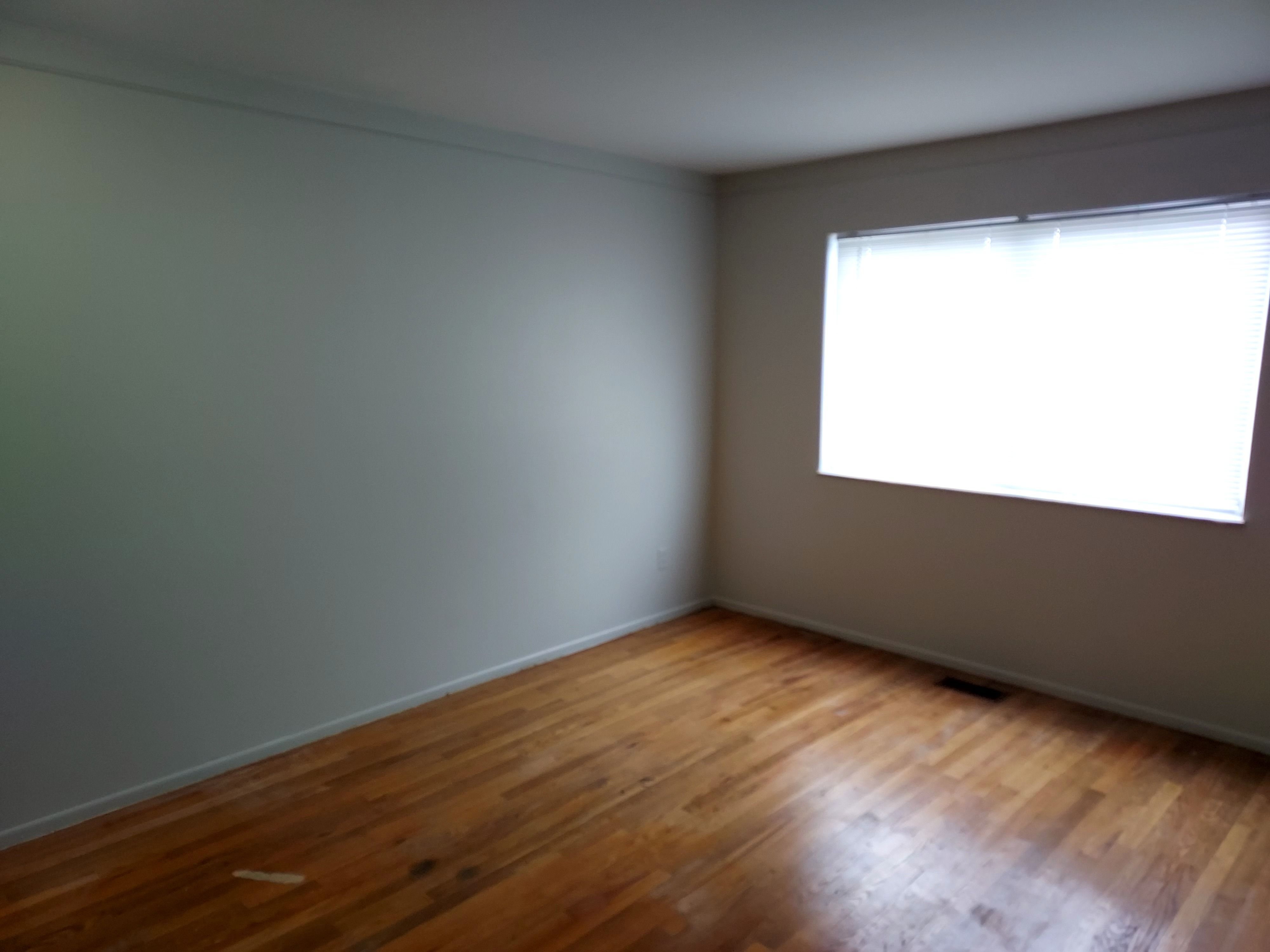 Warren, Michigan 48093, United States, 2 Bedrooms Bedrooms, ,2 BathroomsBathrooms,Residential,Pending,80994