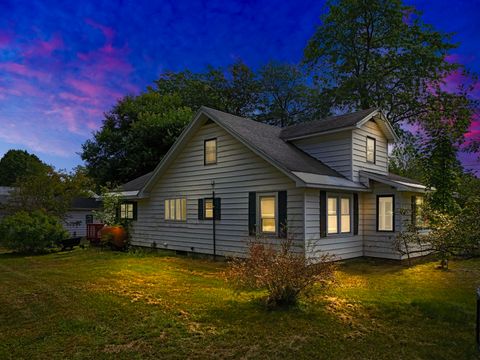 A home in Springville Twp