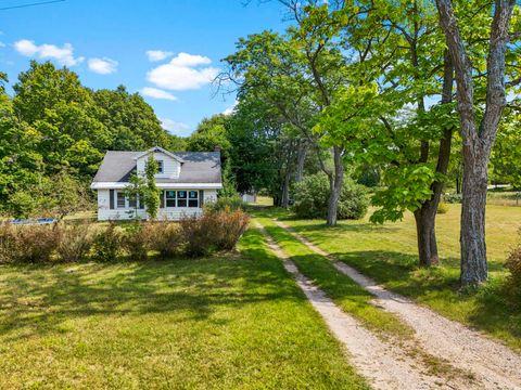 A home in Springville Twp