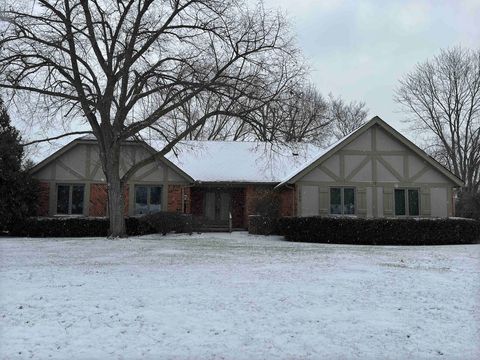 A home in Bloomfield Twp