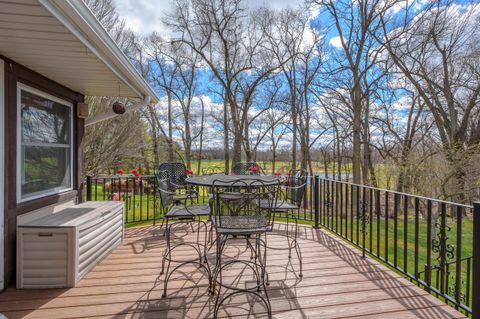 A home in Paw Paw Twp