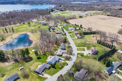 A home in Paw Paw Twp