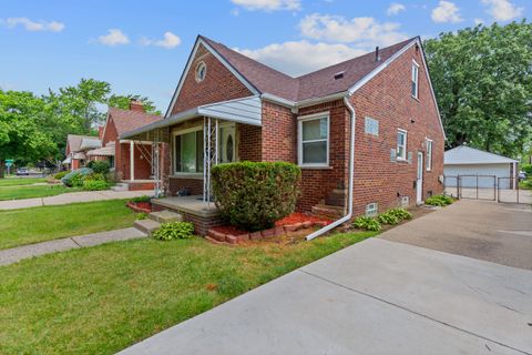 A home in Harper Woods