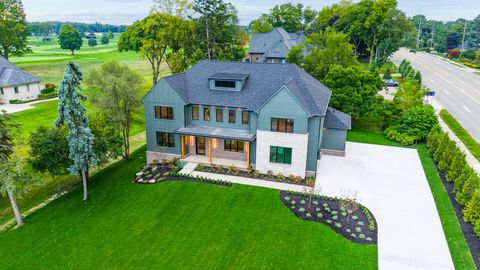 A home in Bloomfield Twp