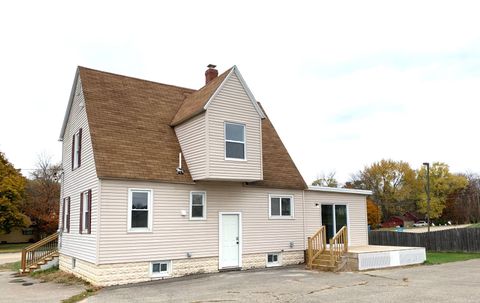 A home in Mt. Morris Twp