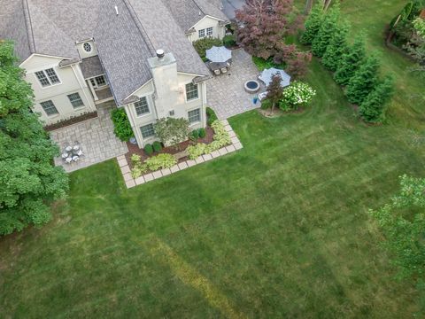 A home in Bloomfield Twp